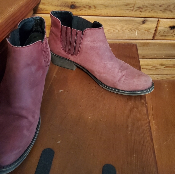 Leather booties - Picture 2 of 3